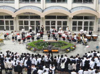 写真：中庭コンサート3