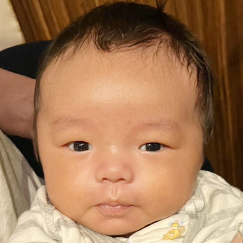 写真:赤ちゃん けんせい