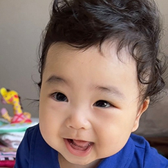 写真:赤ちゃん おうた