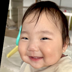 写真：赤ちゃん　にな