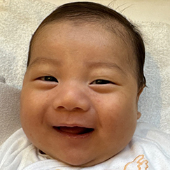 写真：赤ちゃん　だん