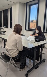 写真：相談の様子1