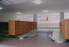 写真:安中小学校校舎改造工事下足室