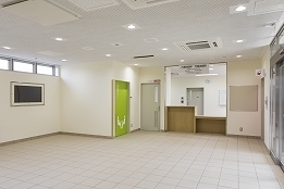 写真:1階エントランスホール