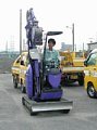 写真：超小型バックホウ