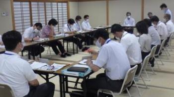 写真:会議の様子その1