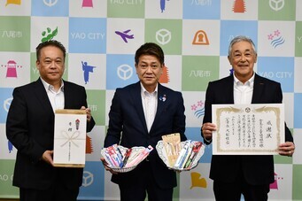 写真：大松市長　イベントでの様子-2