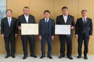 写真：大松市長　イベントでの様子4