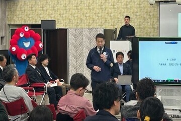 写真：大松市長　イベントでの様子5
