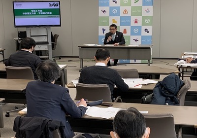 写真：大松市長　イベントでの様子6