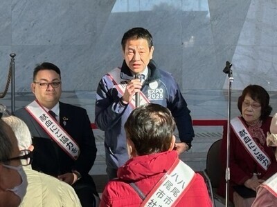 写真：大松市長　イベントでの様子1