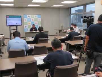 写真：大松市長　イベントでの様子1