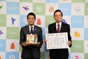 写真：大松市長　イベントでの様子3