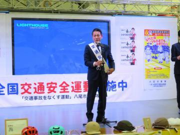 写真：大松市長　イベントでの様子3