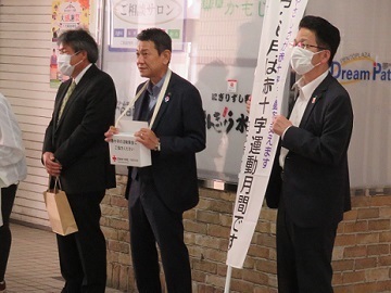 写真：大松市長　イベントでの様子4