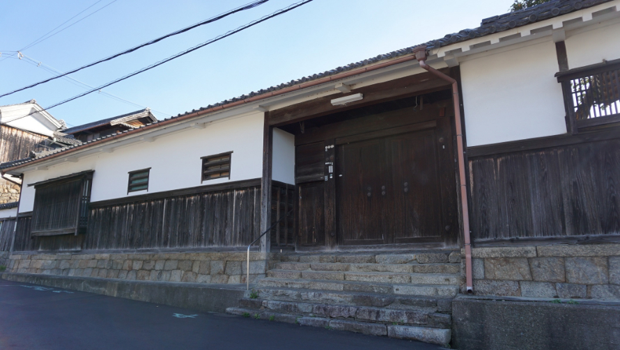 写真:大東邸