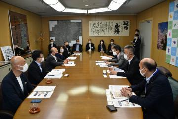 写真:意見交換