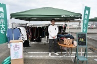 写真：古着の販売・回収1
