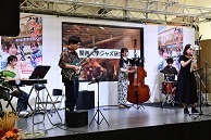 写真：ジャズ演奏1