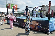 写真：ダンスパフォーマンス1