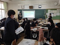 写真：環境講座「プラスチック包装容器と花王の取り組みについて」3