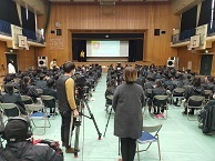 写真：あなたの未来の仕事が人を幸せにする