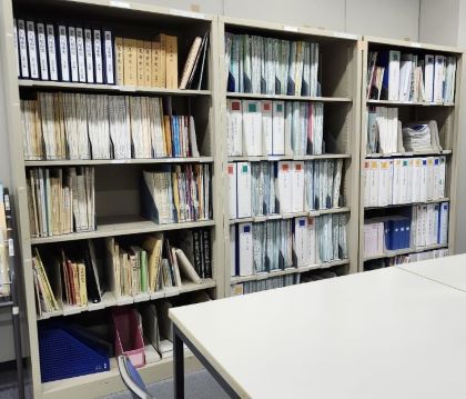 行政資料配架用キャビネットの写真