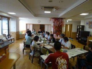 写真:地域内施設連絡会の様子2
