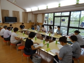 写真:地域内施設連絡会の様子3