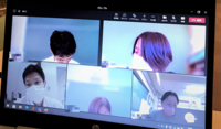 写真：グループ交流の様子2