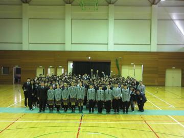 写真：中学校訪問1
