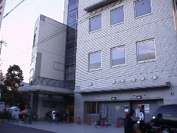 写真：山本図書館外観