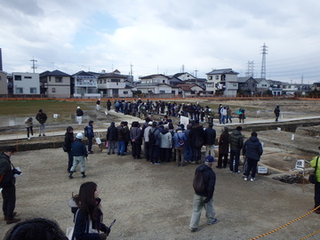 写真:現地説明会の様子