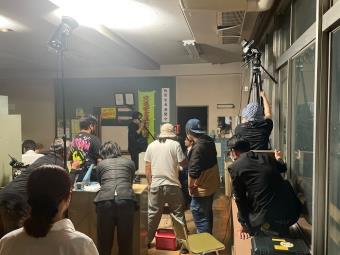 写真：旧北高安小学校での撮影