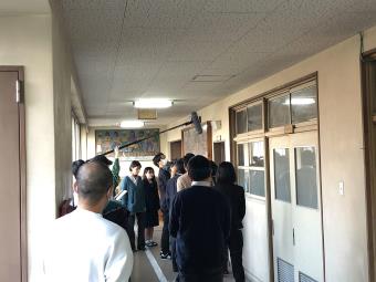 写真：旧北高安小学校での撮影風景5