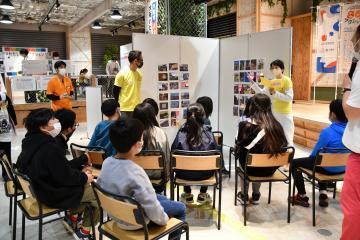 写真：みんなの意見をきいてみよう3