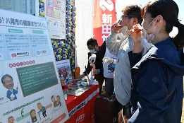 写真：試飲コーナーの様子1