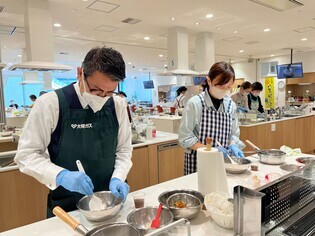 写真：クッキングスクールの様子2