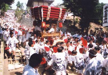 写真：恩智神社の夏祭り