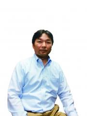 写真：専務　山田 紘也