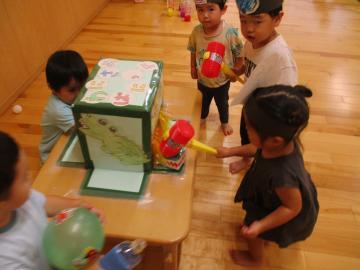 写真：2歳児　わにわにパニック