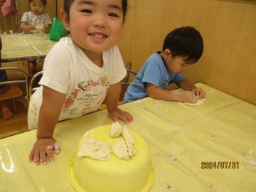 写真：2歳児　調理