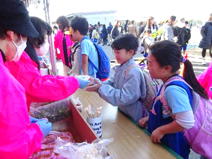 うどんの炊き出し07