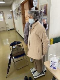 写真：毎月フレイルチェックを行っております