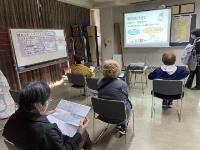 写真：南高安地区健診の結果説明会