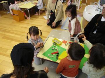 写真：2歳児年齢交流7