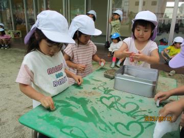 写真：令和5年度　わくわくたのしいこども園260