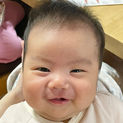 写真：赤ちゃん　ひかる