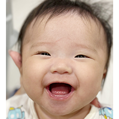 写真：赤ちゃん　かい