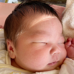 写真：赤ちゃん　あずさ
